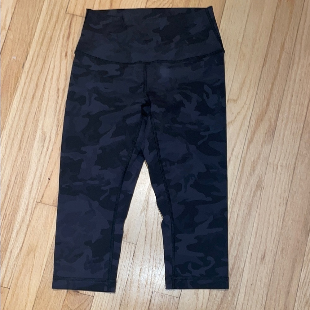Lululemon Black Camo High-Rise Cropped Leggings